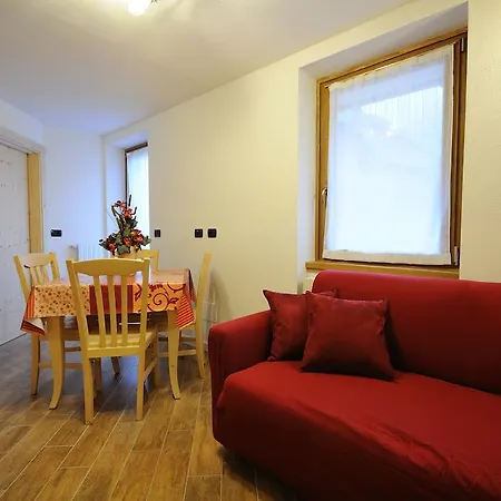 Casa Viola Isolaccia
