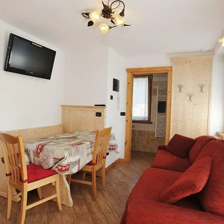 Casa Viola * إيزولاشيا